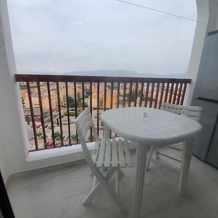 Apartamento Albatros Beach-3 Емпуріабрава Екстер'єр фото
